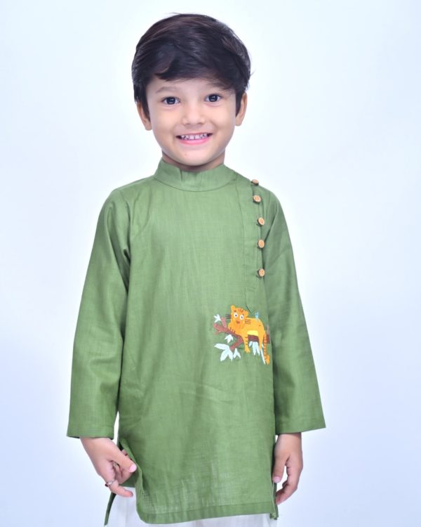 Forest King kurta Set - Image 2